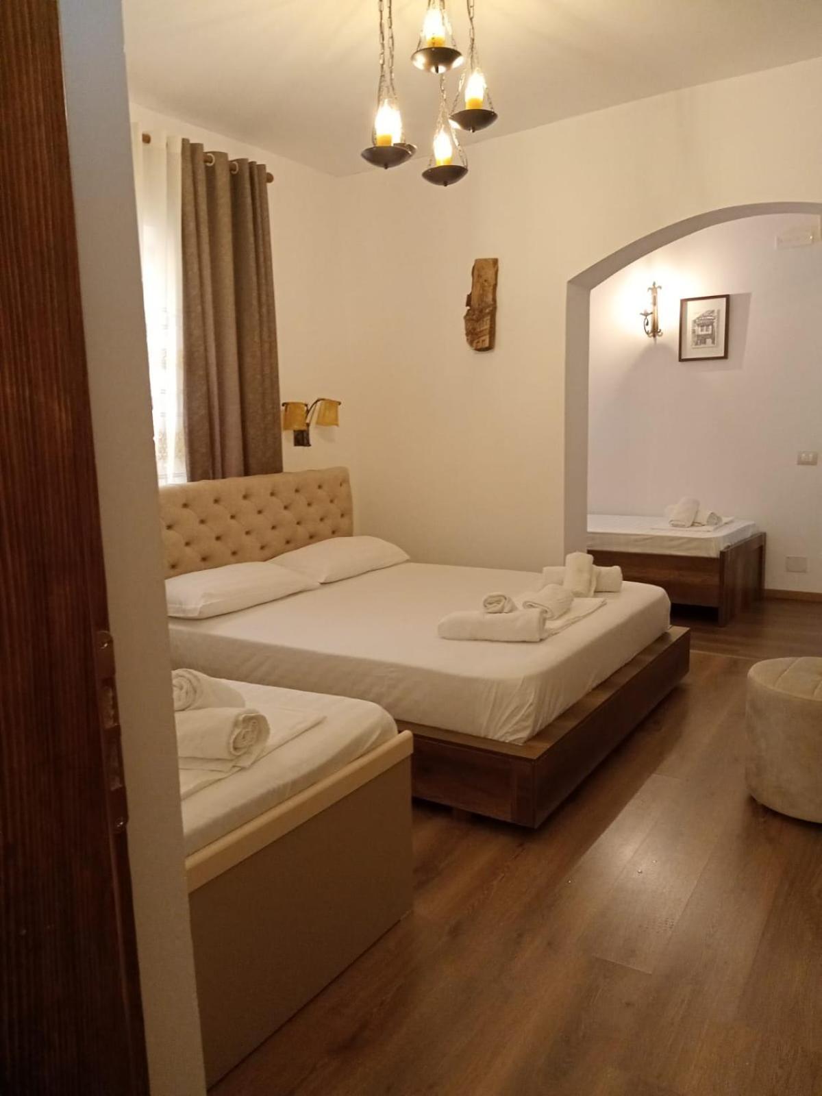 Dd Villa Berat Extérieur photo